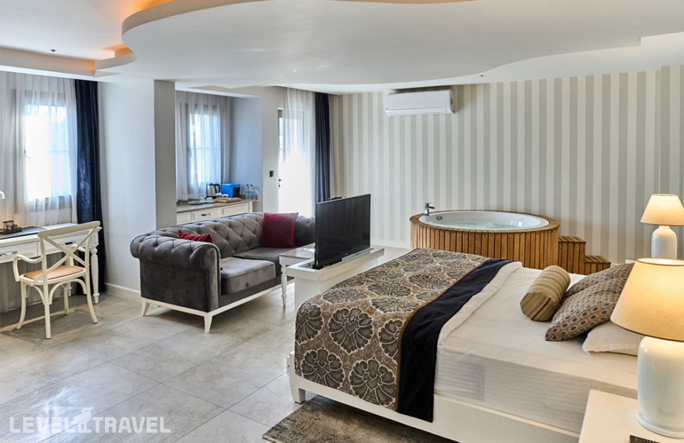 фотографии номера Люкс роскошный отеля Salonika Suites в Турция(Олюдениз) - фото №3
