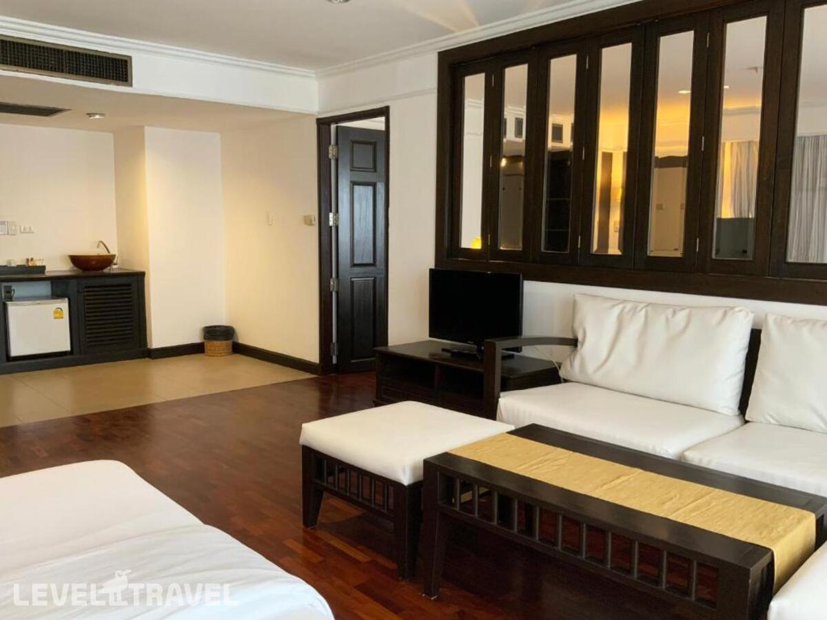 фотографии номера Семейный люкс отеля Grand Jomtien Palace Hotel в Таиланд(Джомтьен) - фото №2