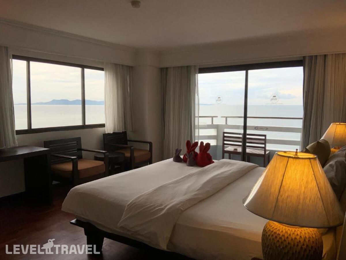 фотографии номера Семейный люкс отеля Grand Jomtien Palace Hotel в Таиланд(Джомтьен) - фото №3