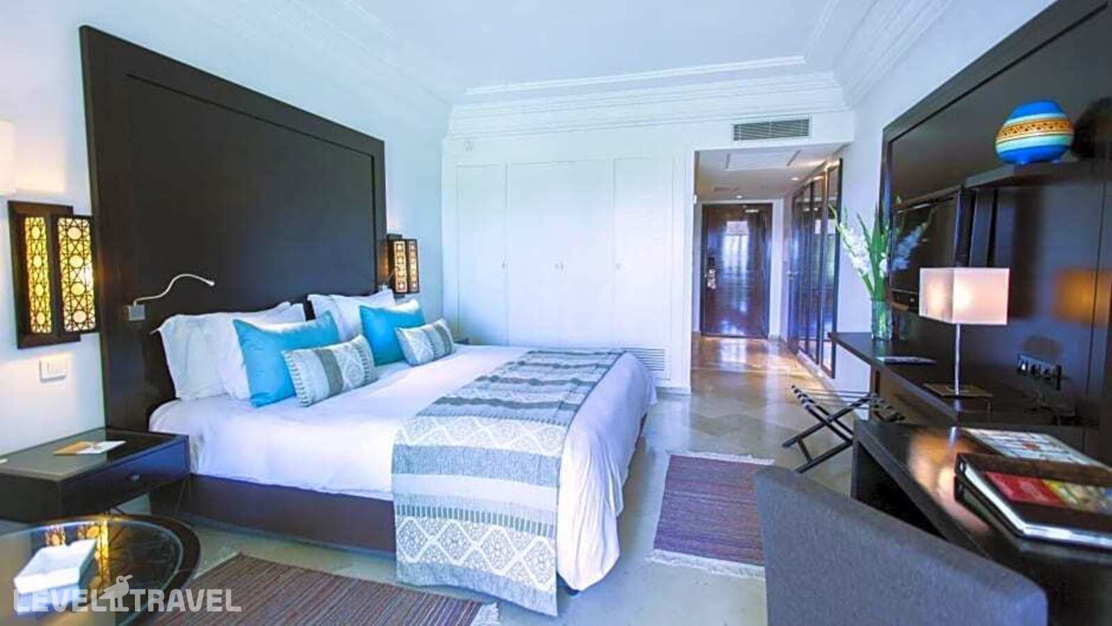 фотографии номера Номер Classic с видом на море отеля Movenpick Gammarth в Тунис(Гаммарт) - фото №5