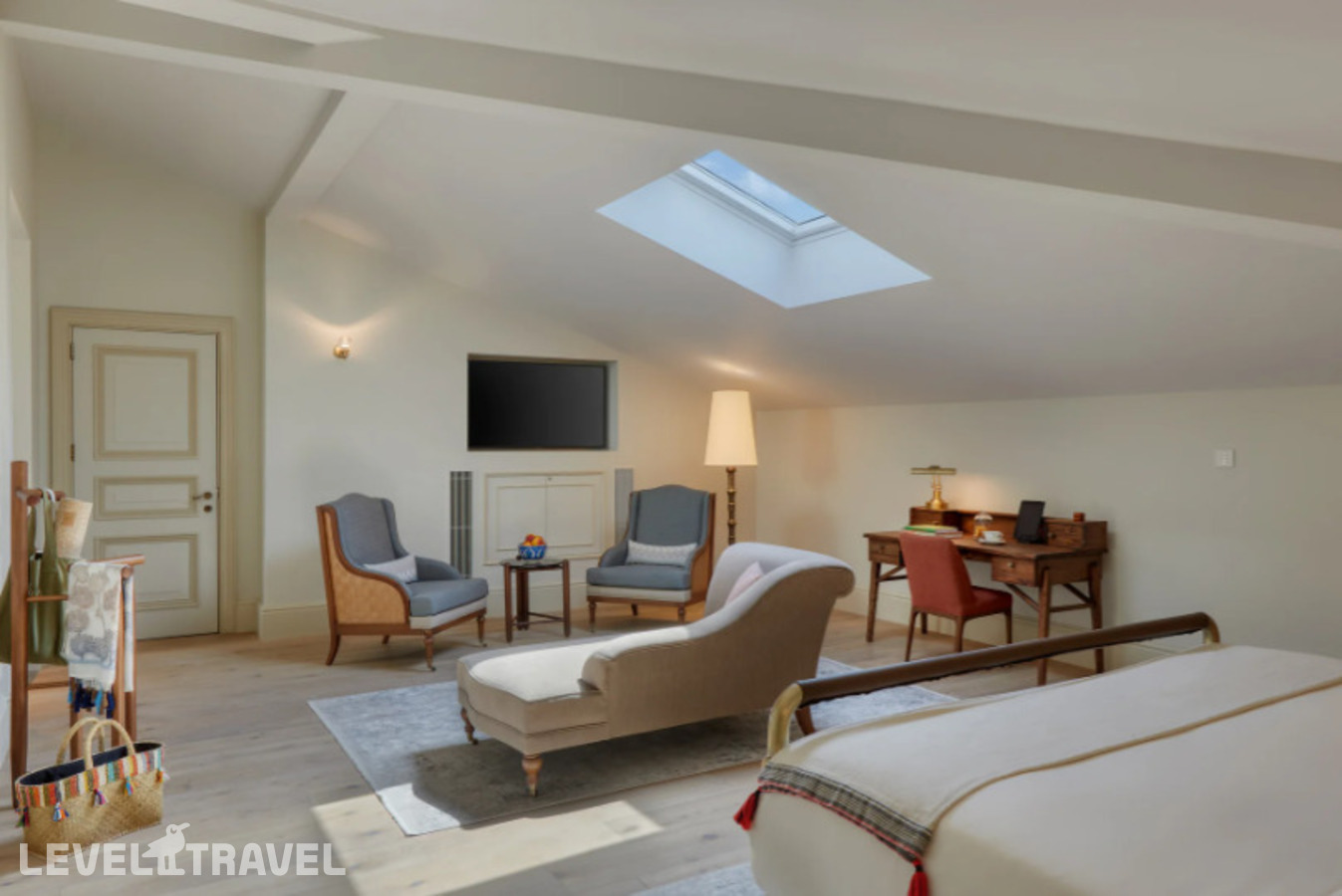 фотографии номера Sky лофт отеля Six Senses Kocatas Mansions в Турция(Сарыер) - фото №1