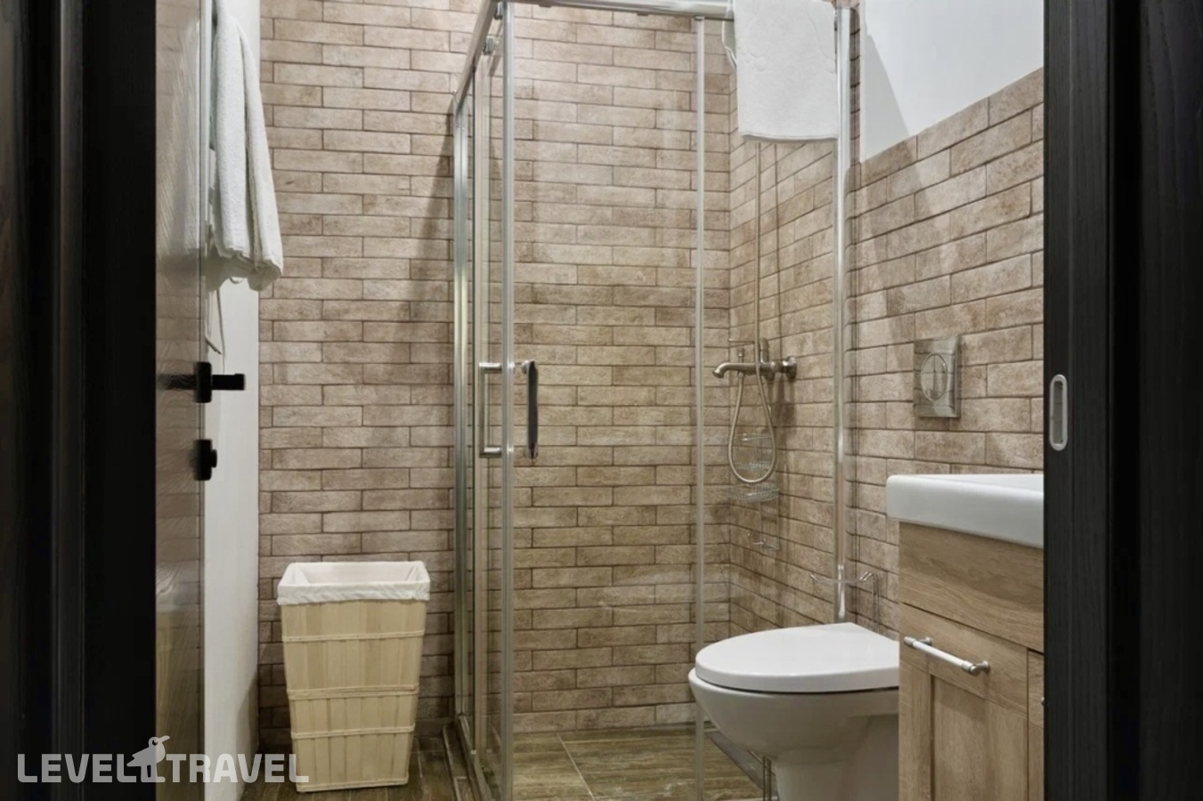 фотографии номера Четырёхместные апартаменты с видом на город отеля SV Loft Apartments (СВ Лофт Апартментс) в Россия(Василеостровский район) - фото №14