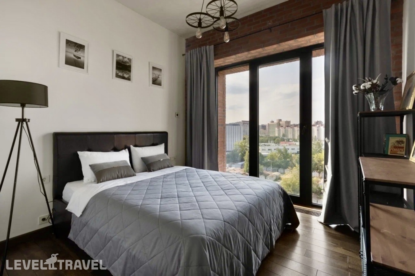 фотографии номера Четырёхместные апартаменты с видом на город отеля SV Loft Apartments (СВ Лофт Апартментс) в Россия(Василеостровский район) - фото №9