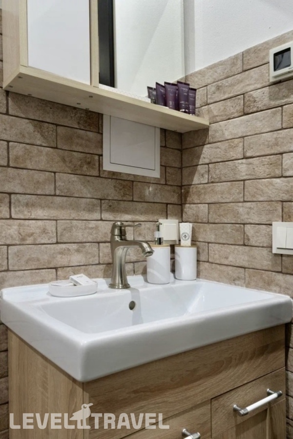фотографии номера Четырёхместные апартаменты с видом на город отеля SV Loft Apartments (СВ Лофт Апартментс) в Россия(Василеостровский район) - фото №15