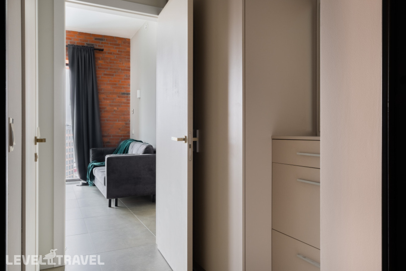 фотографии номера Четырёхместные апартаменты с видом на город отеля SV Loft Apartments (СВ Лофт Апартментс) в Россия(Василеостровский район) - фото №7