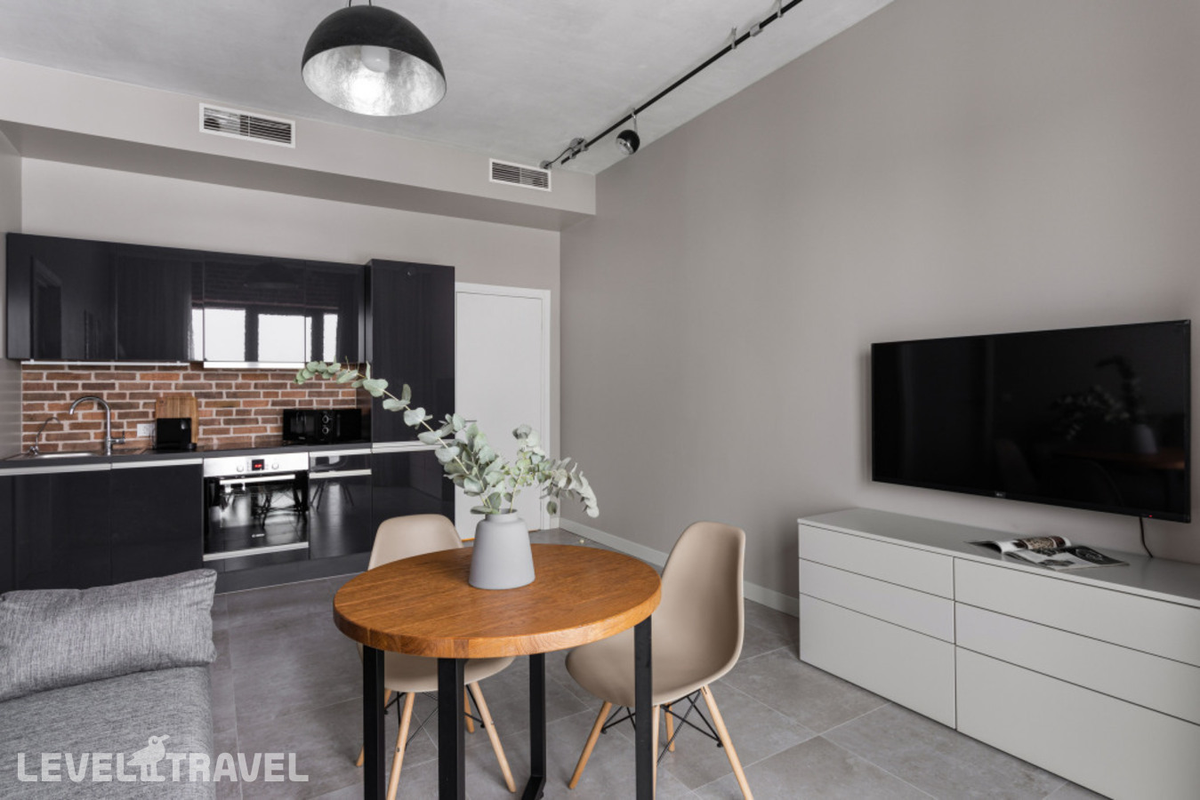 фотографии номера Четырёхместные апартаменты Deluxe с видом на город отеля SV Loft Apartments (СВ Лофт Апартментс) в Россия(Василеостровский район) - фото №13