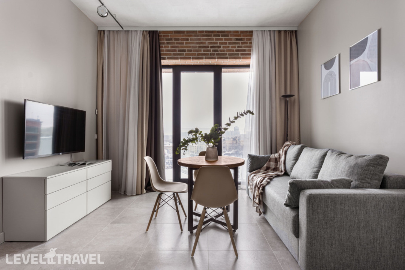 фотографии номера Четырёхместные апартаменты Deluxe с видом на город отеля SV Loft Apartments (СВ Лофт Апартментс) в Россия(Василеостровский район) - фото №11