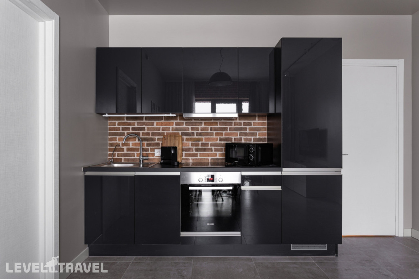 фотографии номера Четырёхместные апартаменты Deluxe с видом на город отеля SV Loft Apartments (СВ Лофт Апартментс) в Россия(Василеостровский район) - фото №14