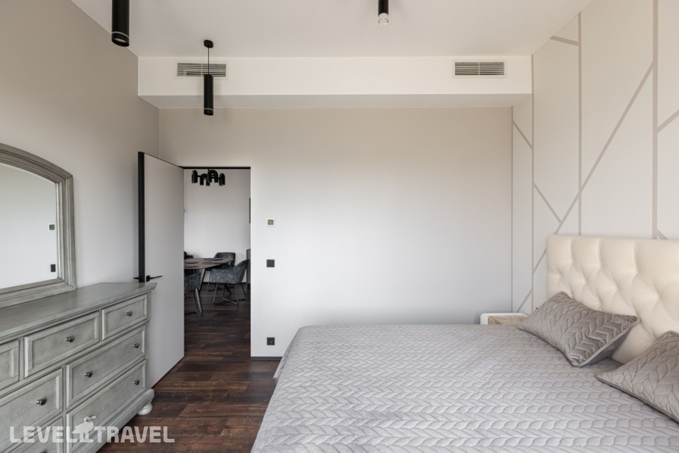 фотографии номера Пятиместные апартаменты Lux с видом на реку отеля SV Loft Apartments (СВ Лофт Апартментс) в Россия(Василеостровский район) - фото №6