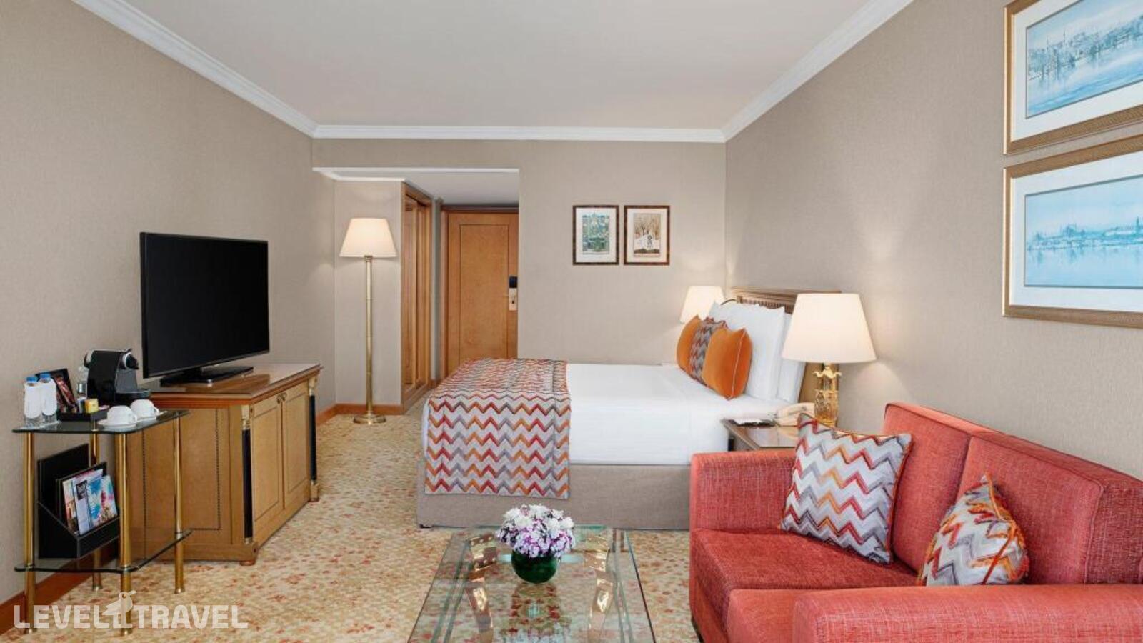 фотографии номера Двухместный номер Premium с видом на море 2 отдельные кровати отеля Intercontinental Hotel Istanbul (Ex. Ceylan Intercontinental Hotel) в Турция(Бейоглу) - фото №3