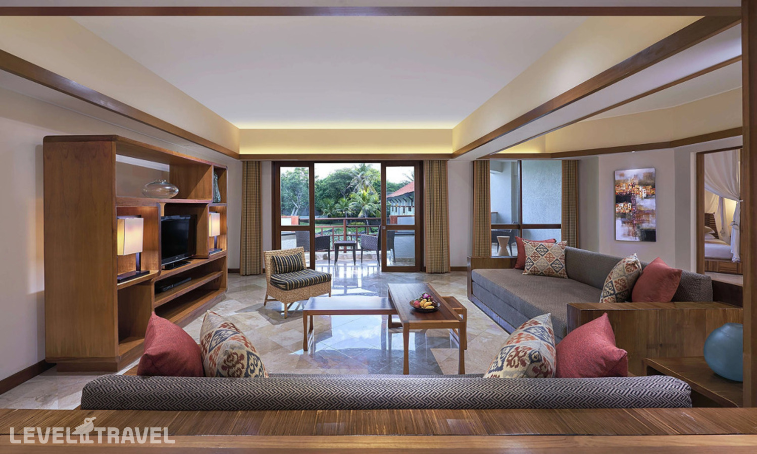 фотографии номера Двухместный люкс клубный Executive двуспальная кровать отеля Grand Hyatt Bali в Индонезия(Нуса Дуа) - фото №4