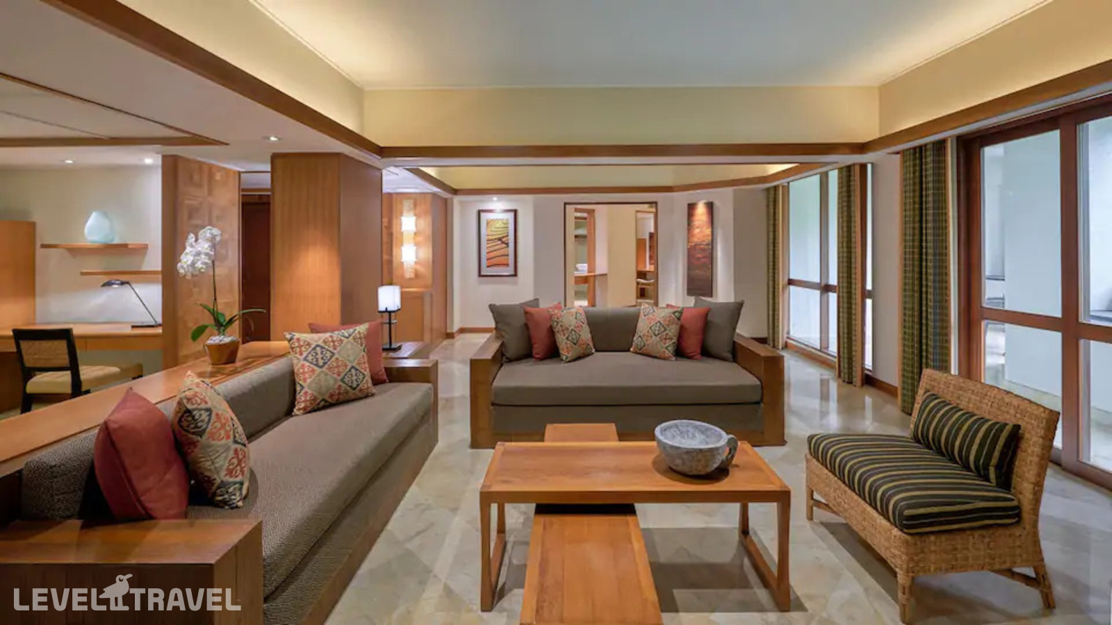 фотографии номера Двухместный люкс клубный Executive двуспальная кровать отеля Grand Hyatt Bali в Индонезия(Нуса Дуа) - фото №7