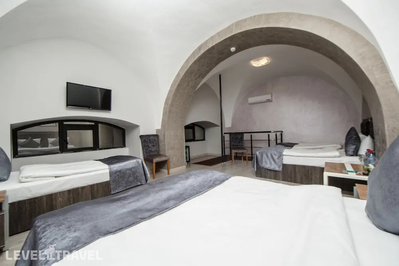 фотографии номера Семейный номер Дуплекс отеля Passage Hotel Baku в Азербайджан(Баку) - фото №7