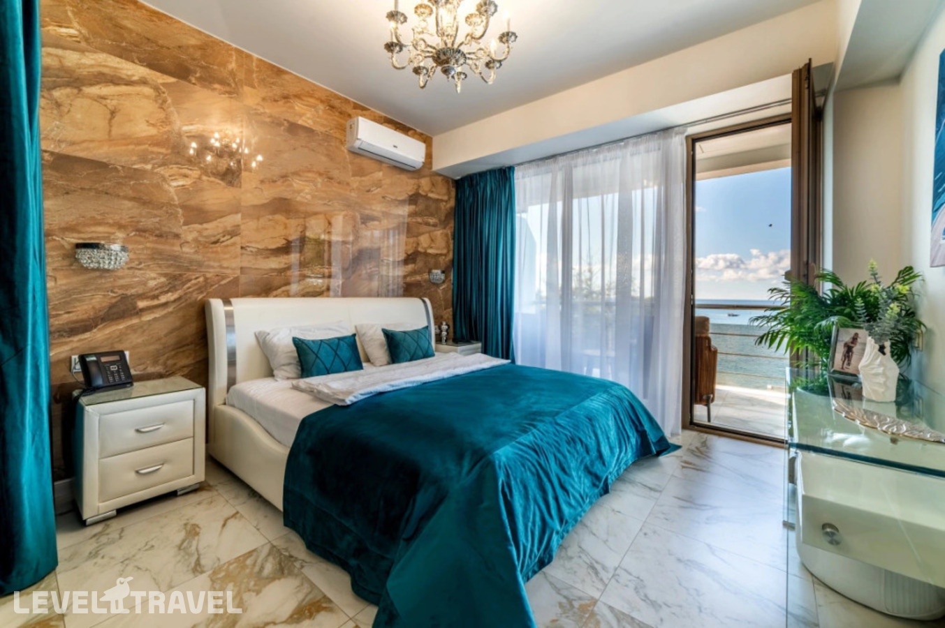 Апартаменты Caramel с балконом и с видом на море — фото 1