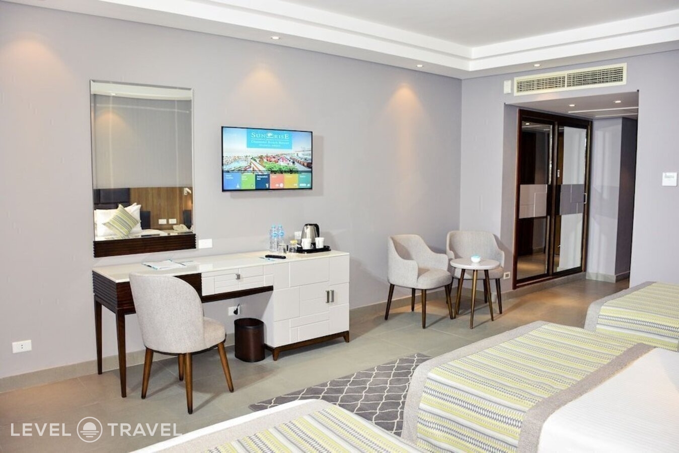 фотографии номера Делюкс (две односпальные кровати) отеля Sunrise Diamond Beach Resort в Египет(Шарм-эль-Шейх) - фото №5