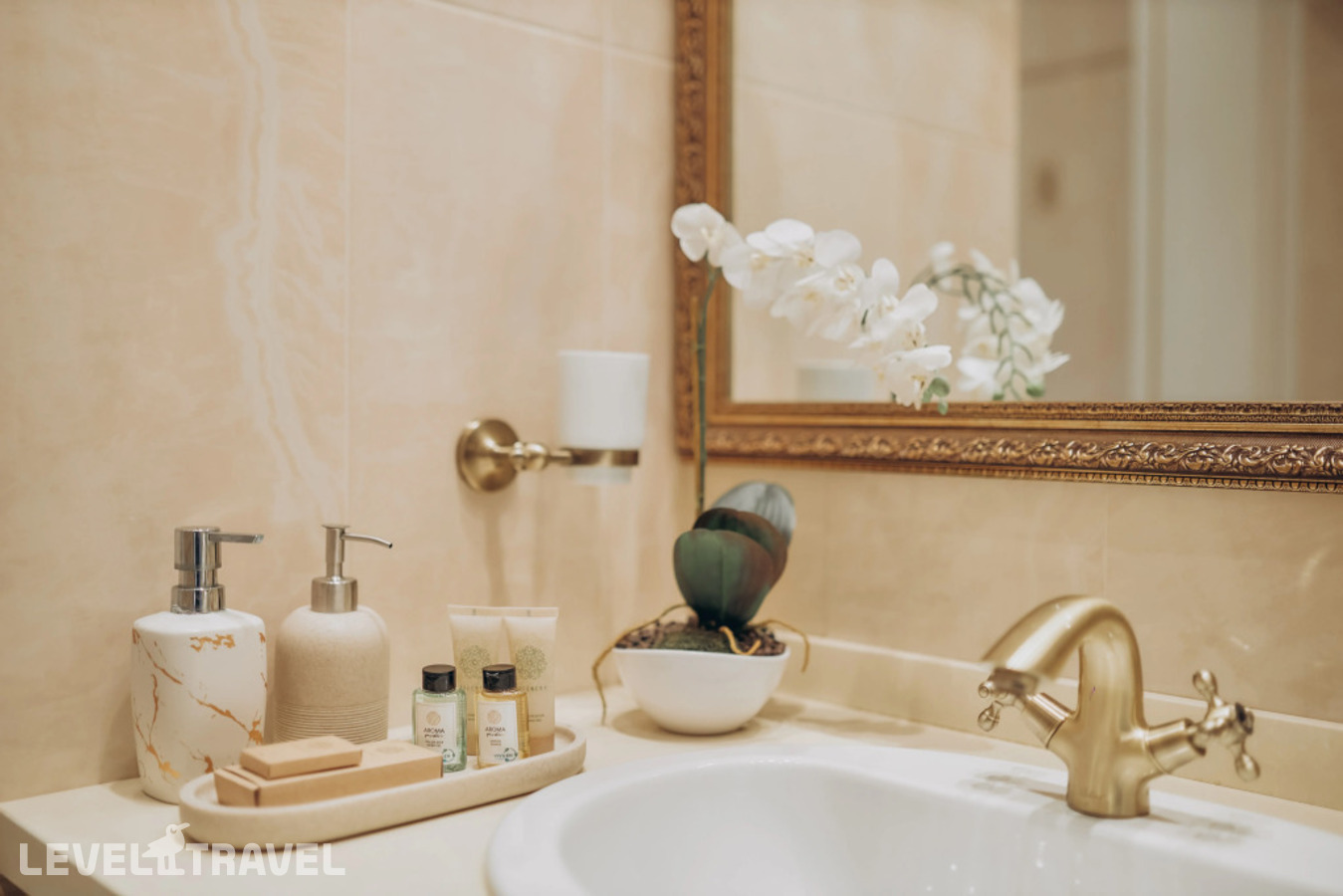 фотографии номера Вилла Luxury с балконом и с красивым видом из окна отеля Резиденция Северный Сад Загородный Отель в Россия(Косалма) - фото №9
