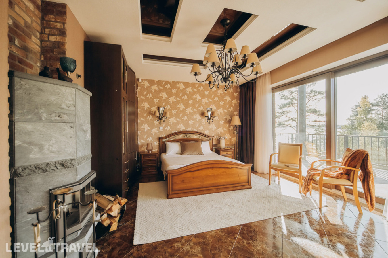 фотографии номера Вилла Luxury с балконом и с красивым видом из окна отеля Резиденция Северный Сад Загородный Отель в Россия(Косалма) - фото №11