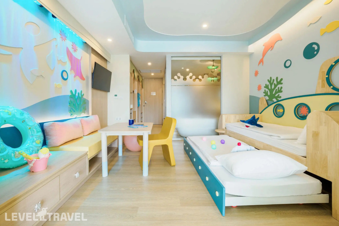 фотографии номера Семейный номер отеля Katathani Phuket Beach Resort в Таиланд(Ката Ной Бич) - фото №5