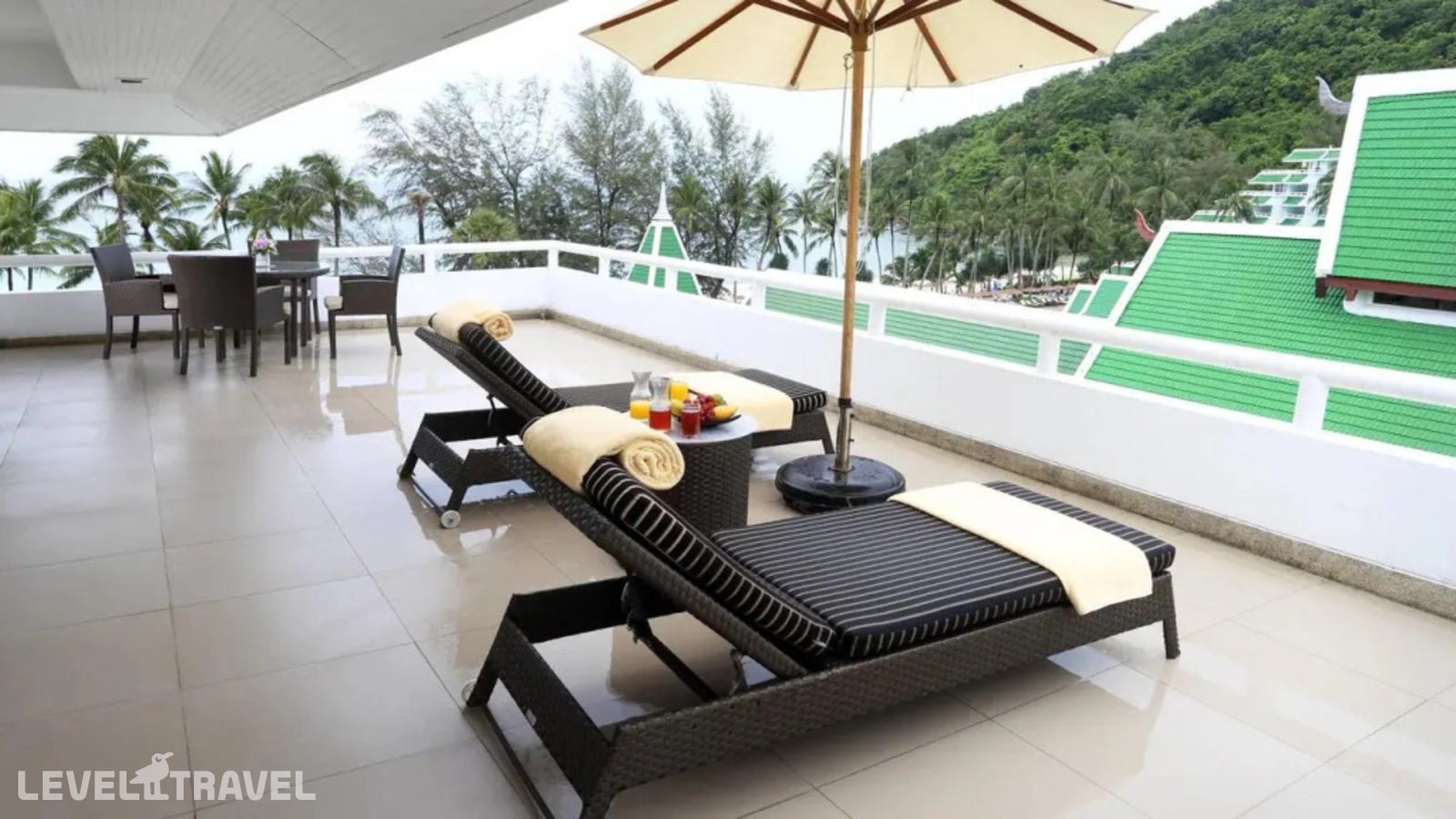 фотографии номера Стандартный с видом на океан с террасой отеля Le Meridien Phuket Beach Resort в Таиланд(Карон Бич) - фото №6