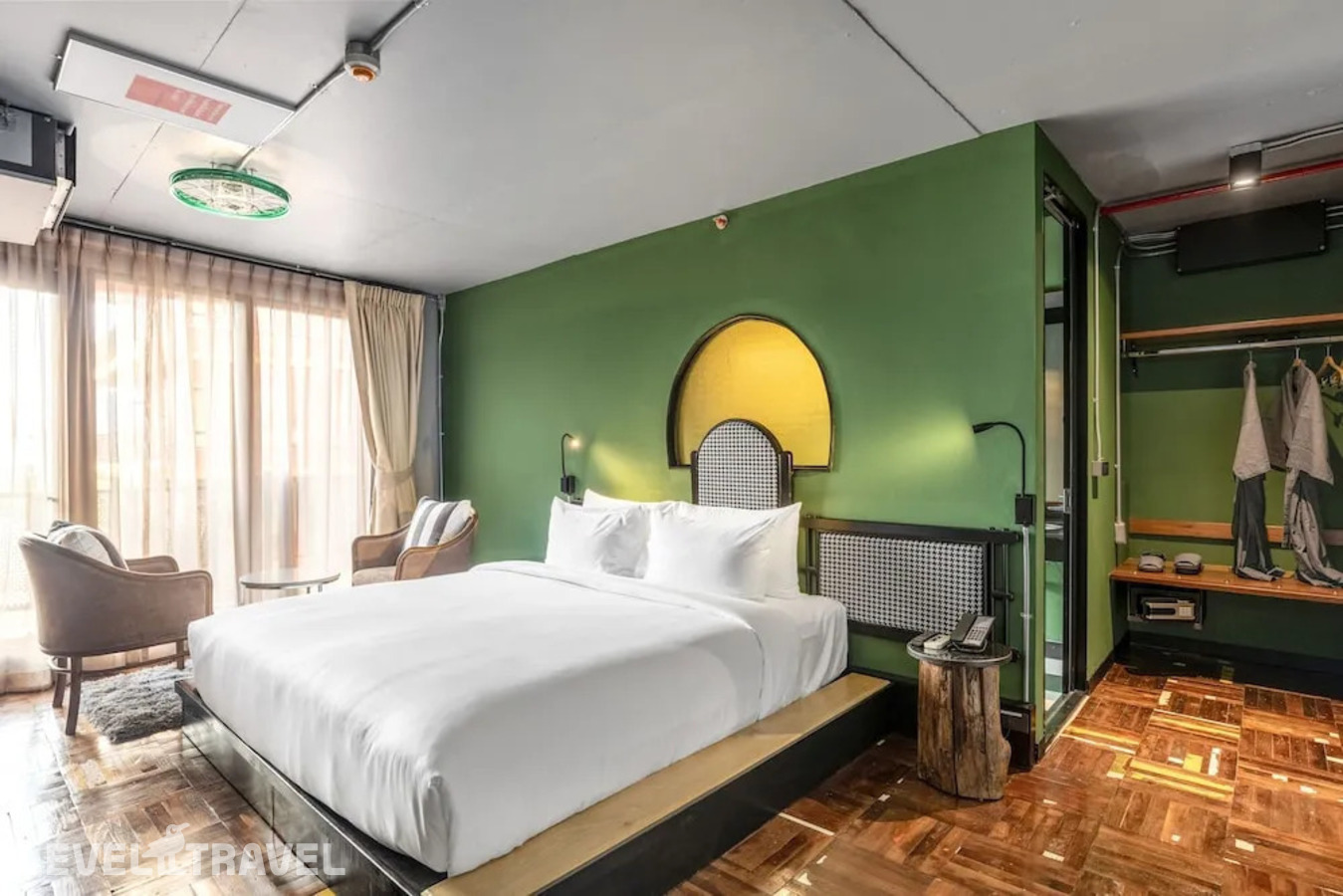 фотографии номера Делюкс с видом на город отеля MeStyle Museum Hotel в Таиланд(Бангкок) - фото №6