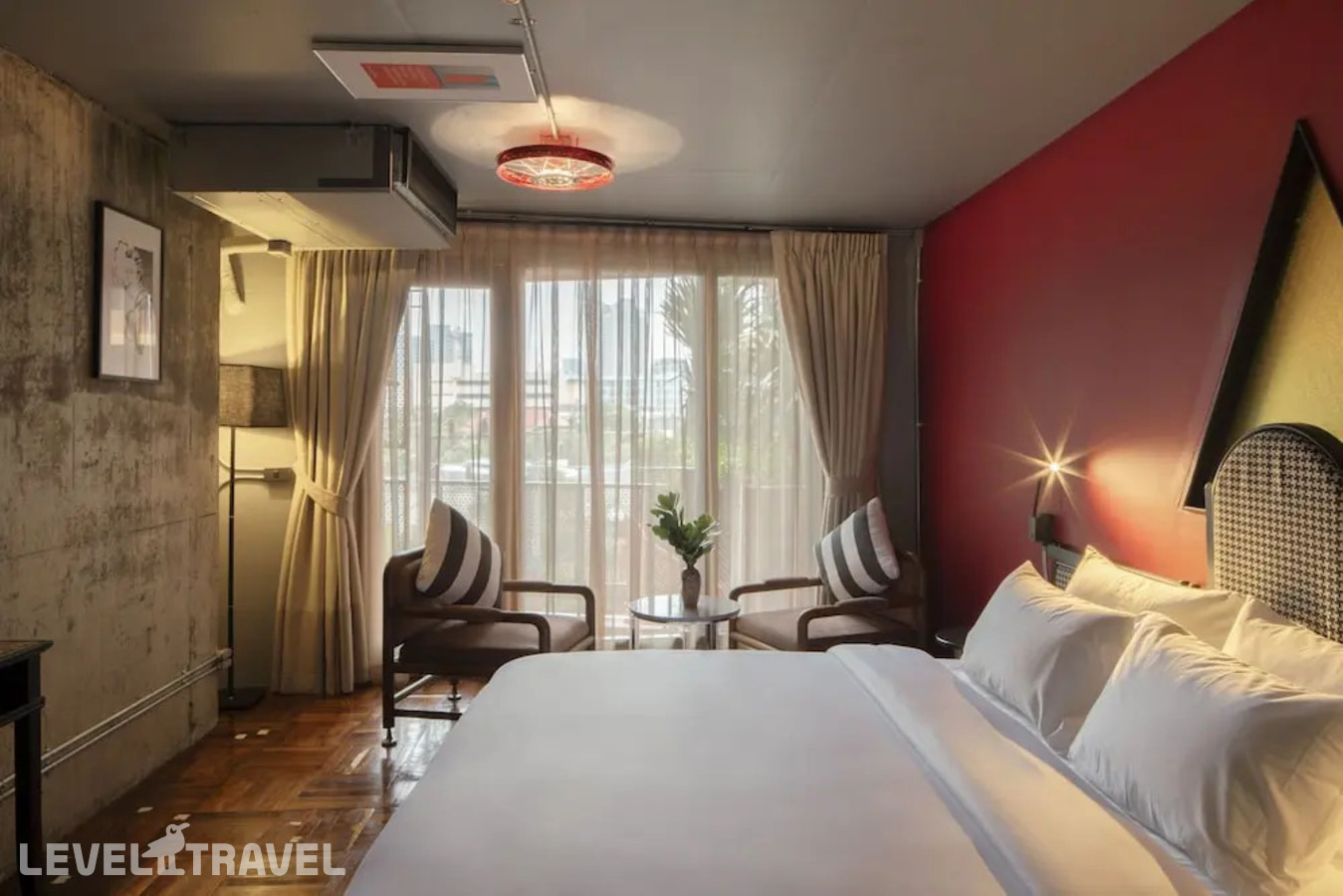 фотографии номера Делюкс с видом на город отеля MeStyle Museum Hotel в Таиланд(Бангкок) - фото №2