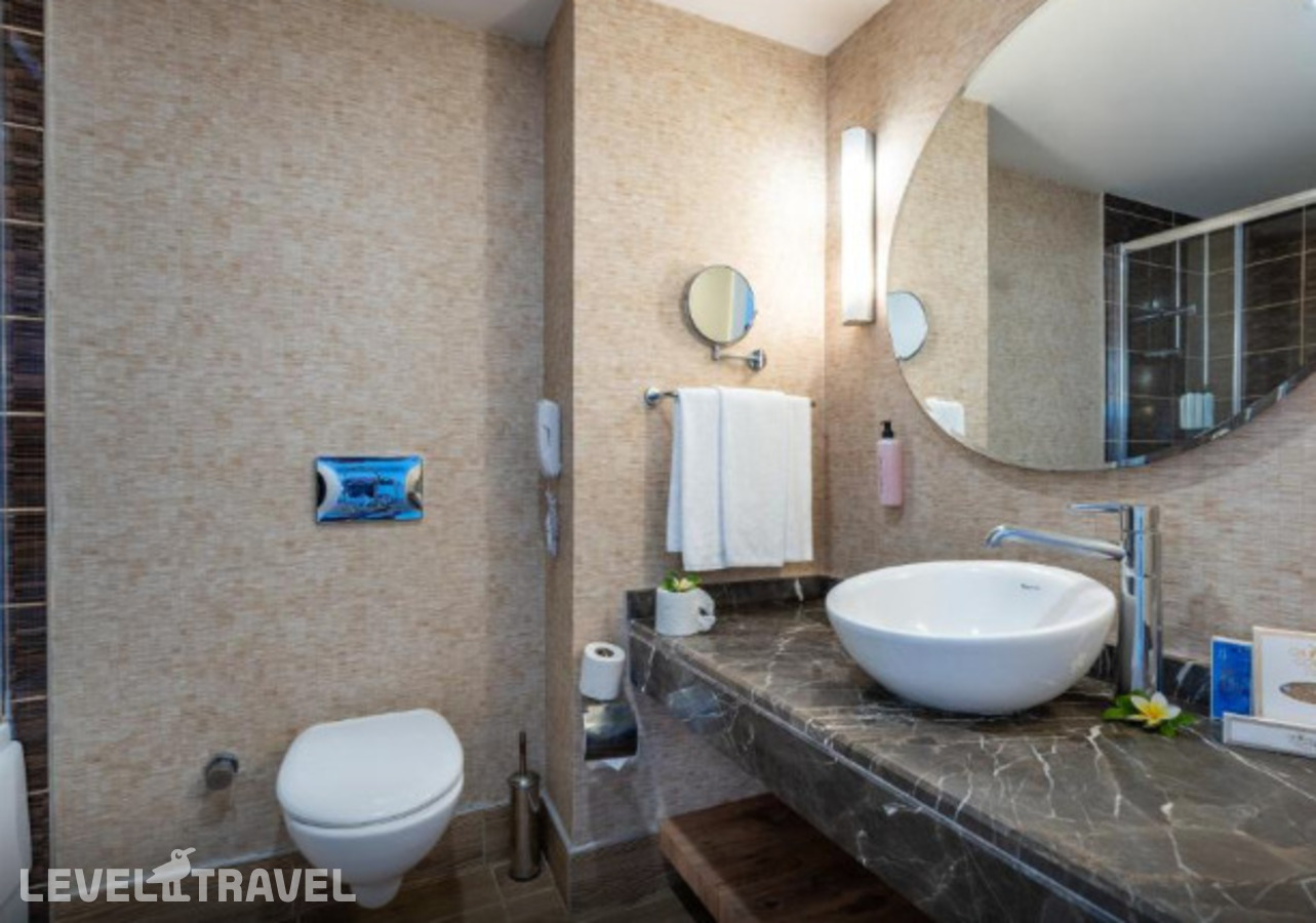 фотографии номера Трехместный с видом на море отеля Orange County Resort Hotel Alanya в Турция(Окурджалар) - фото №3