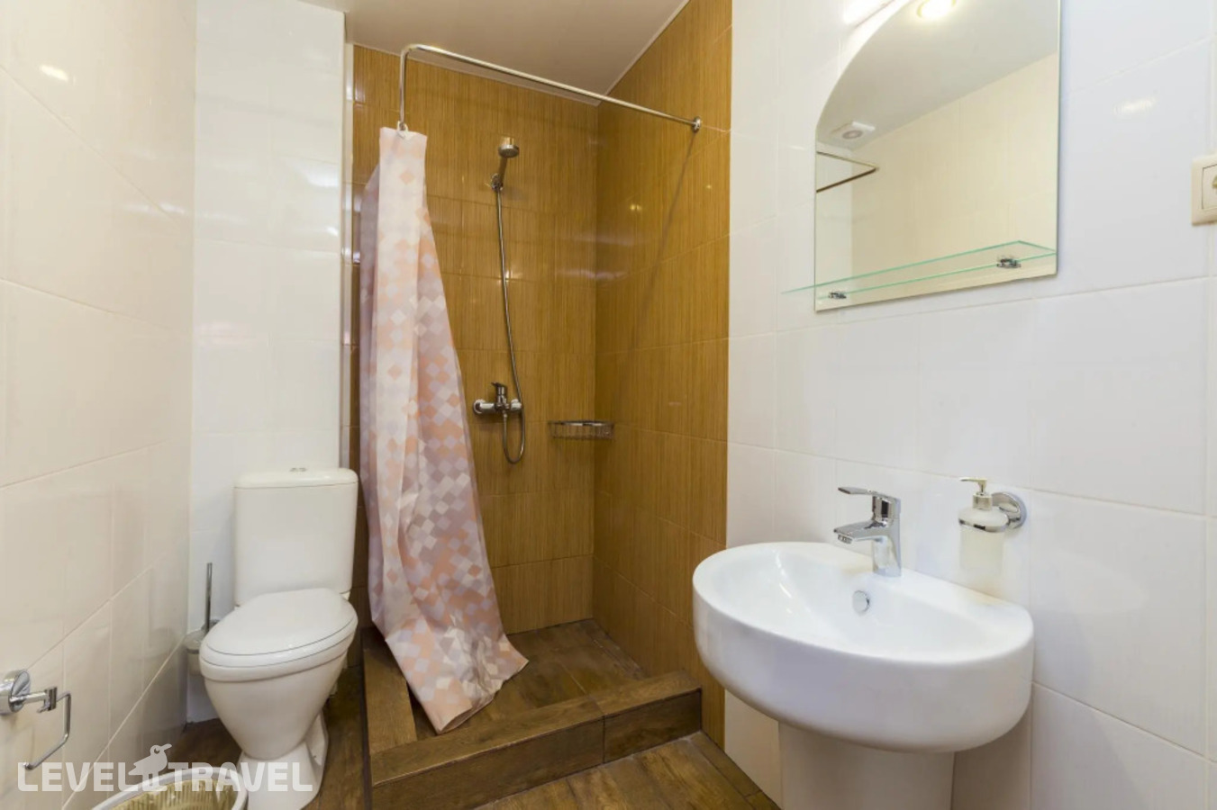 Стандартный с балконом (две односпальные кровати) — фото 5