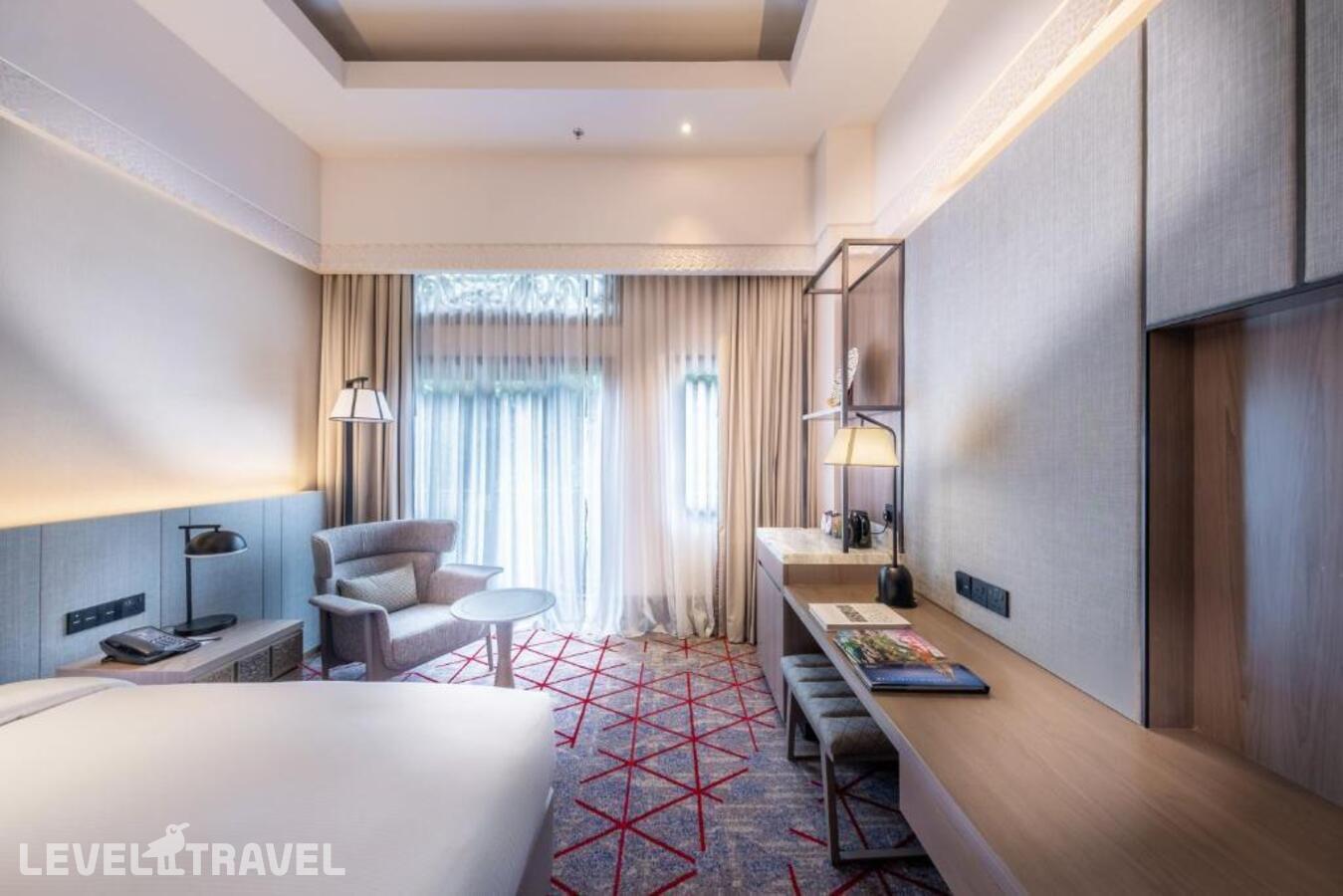 фотографии номера Делюкс отеля Doubletree By Hilton Putrajaya Lakeside в Малайзия(Куала-Лумпур) - фото №2