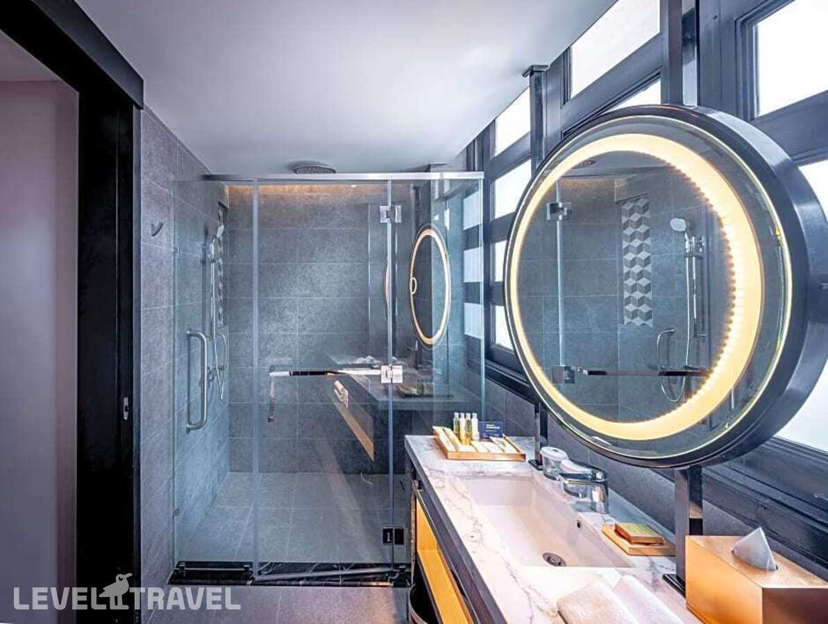 фотографии номера Вилла с 2 комнатами с видом на озеро отеля Doubletree By Hilton Putrajaya Lakeside в Малайзия(Куала-Лумпур) - фото №8