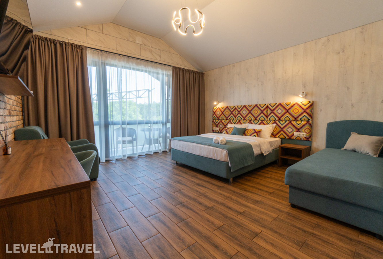 фотографии номера Стандартный с балконом отеля Легенда в Абхазия(Алахадзы) - фото №2
