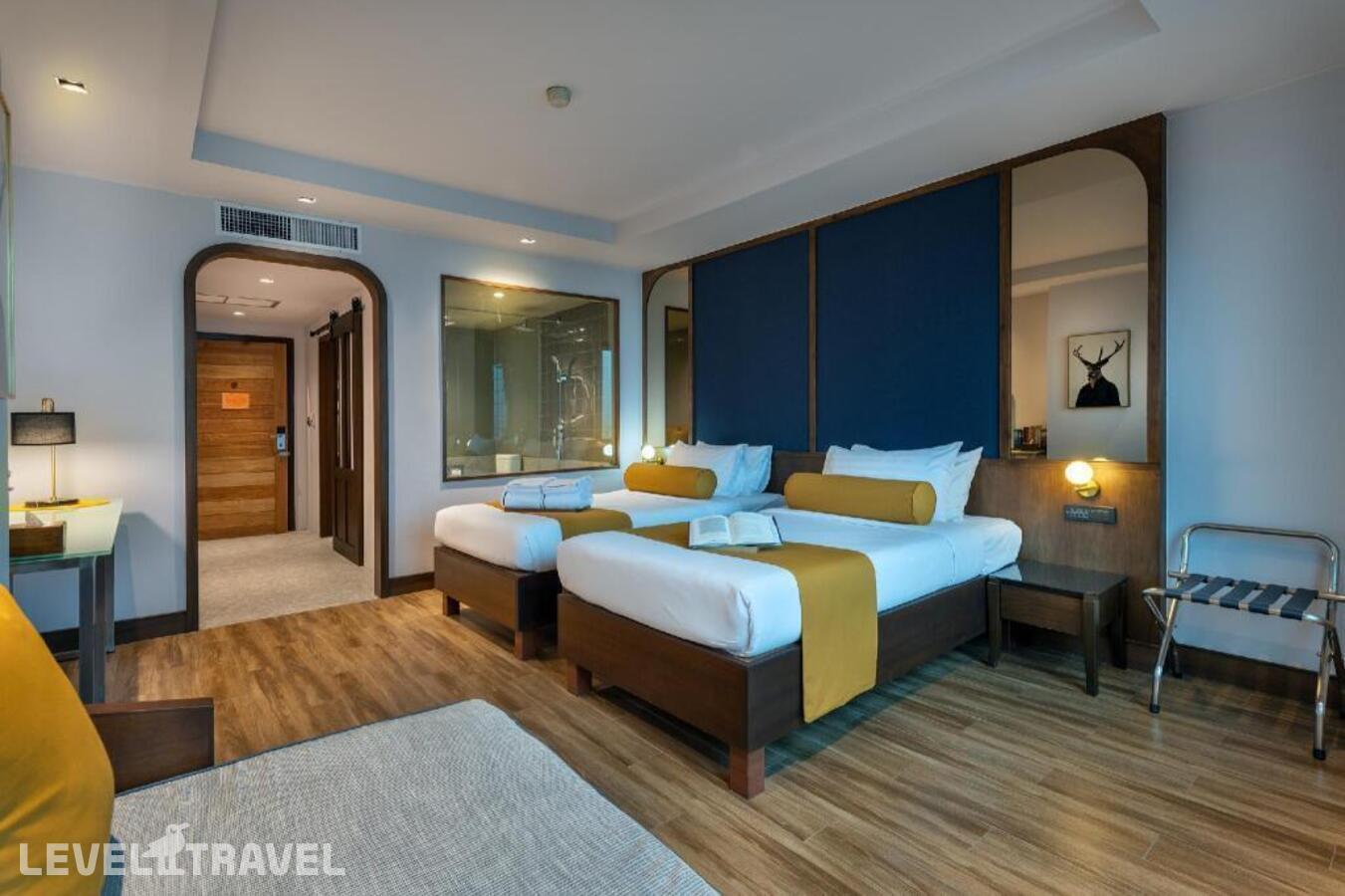 фотографии номера Делюкс с видом на город отеля Graph Hotel (Ex. Bangkok Chada Hotel) в Таиланд(Бангкок) - фото №1