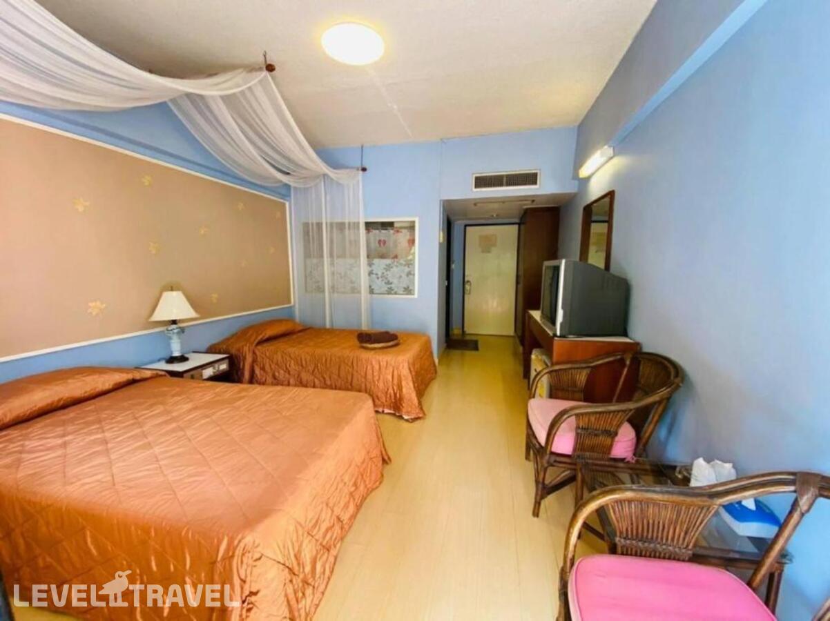 фотографии номера Делюкс (две односпальные кровати) отеля Riviera Resort в Таиланд(Наклуа) - фото №1