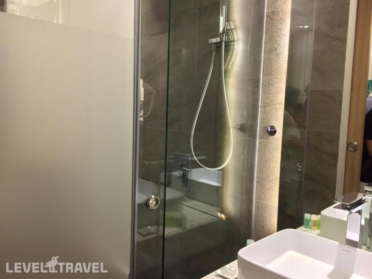 фотографии номера Стандартный с боковым видом на море отеля Belle Maison Parosand Danang Hotel – Managed By H&K Hospitality в Вьетнам(Дананг) - фото №2