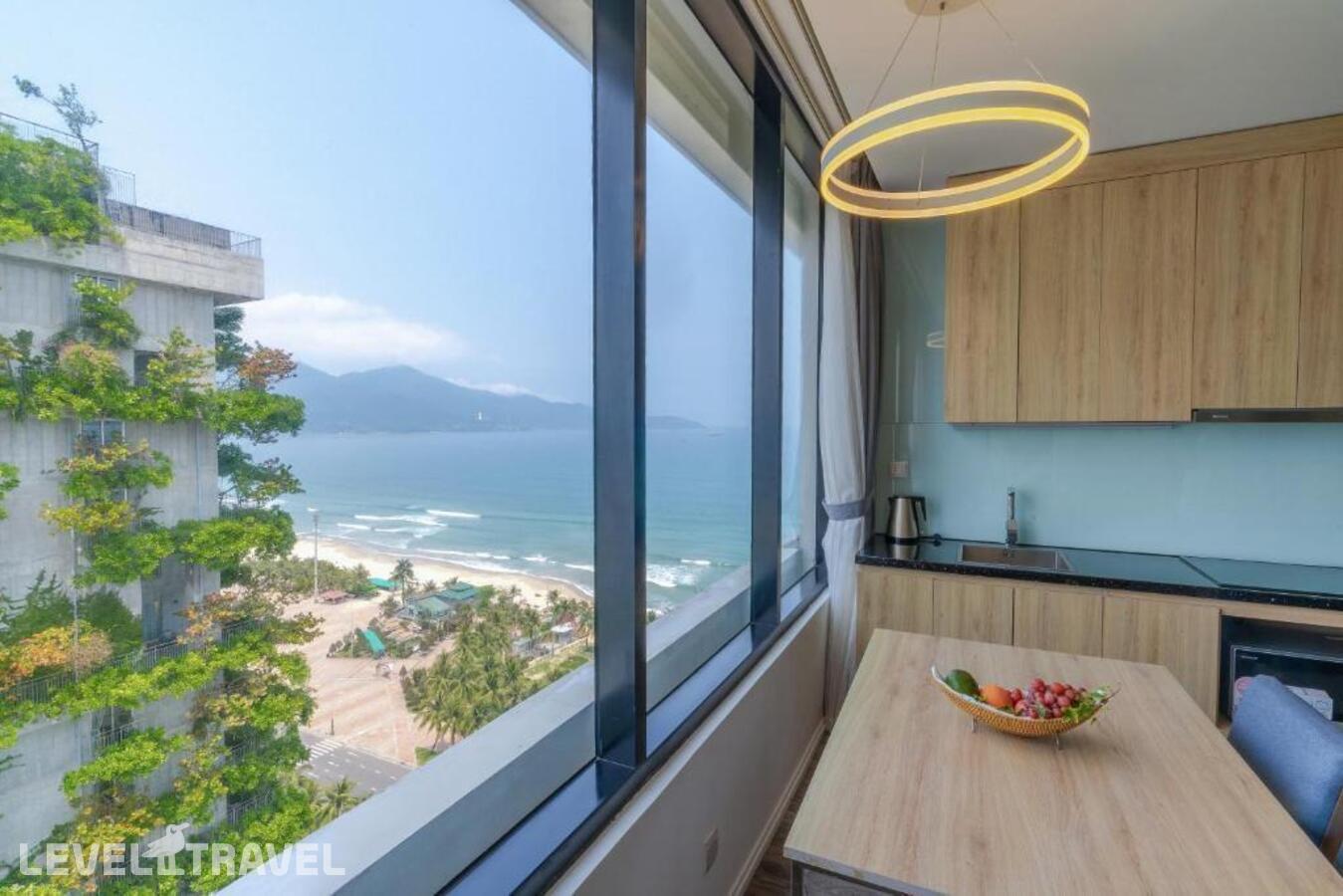 фотографии номера Стандартный с боковым видом на море отеля Belle Maison Parosand Danang Hotel – Managed By H&K Hospitality в Вьетнам(Дананг) - фото №3