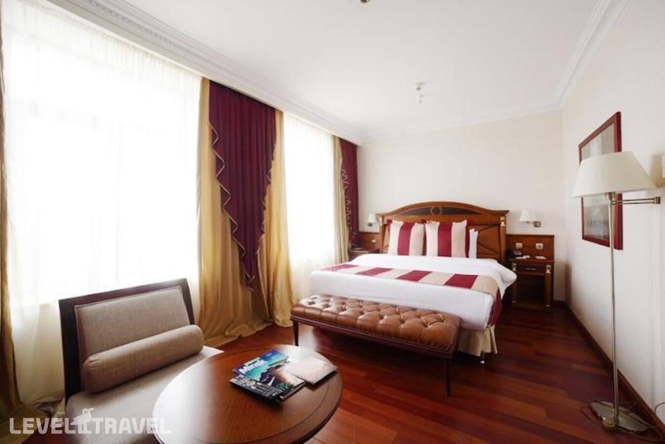фотографии номера Полулюкс отеля Crowne Plaza Minsk Hotel в Беларусь(Минск) - фото №1