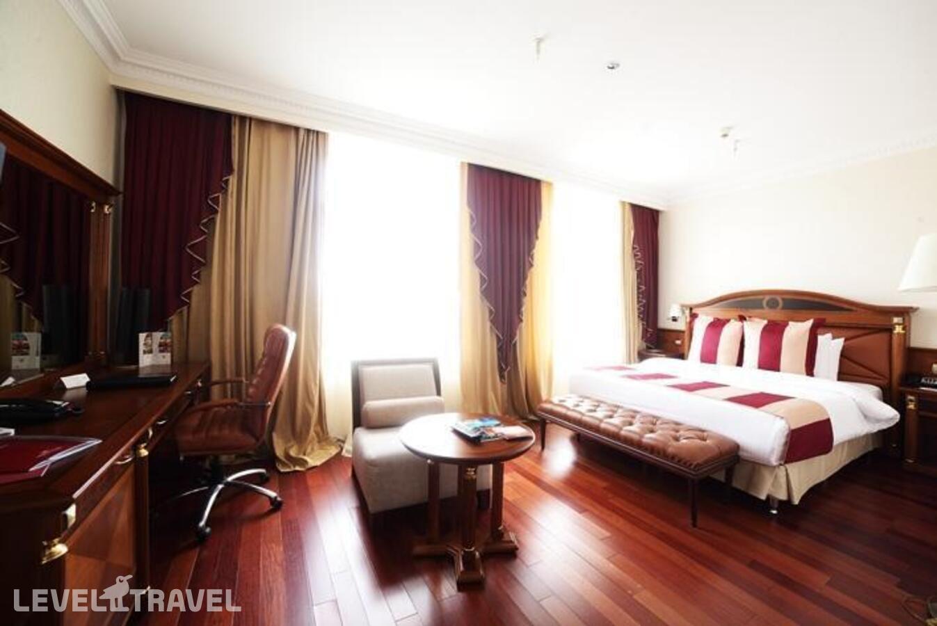 фотографии номера Полулюкс отеля Crowne Plaza Minsk Hotel в Беларусь(Минск) - фото №2
