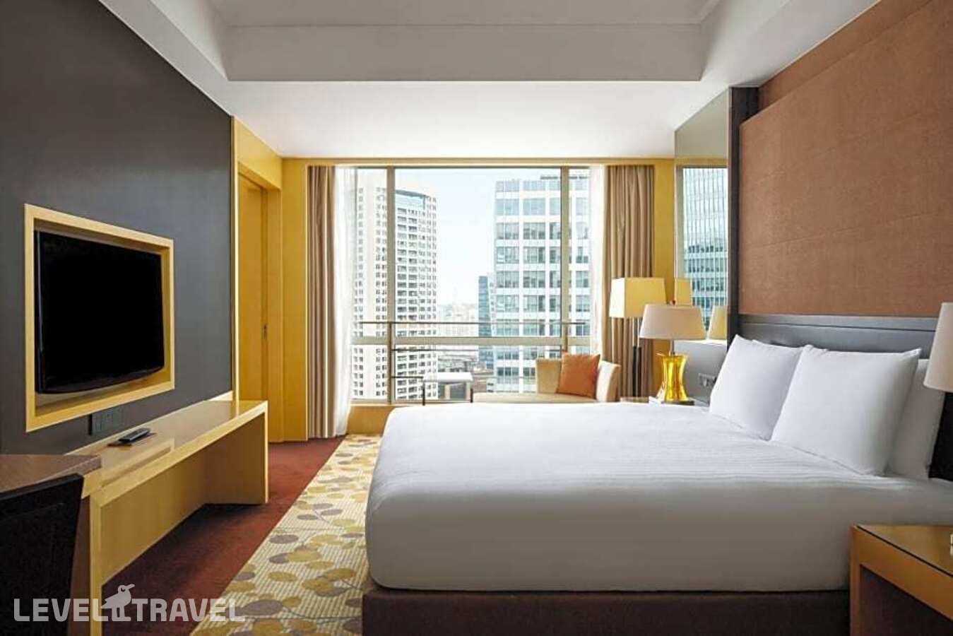 фотографии номера Двухместный люкс Executive Lounge Access High Floor c 1 комнатой двуспальная кровать отеля Courtyard By Marriott Shanghai Central в Китай(Шанхай) - фото №4