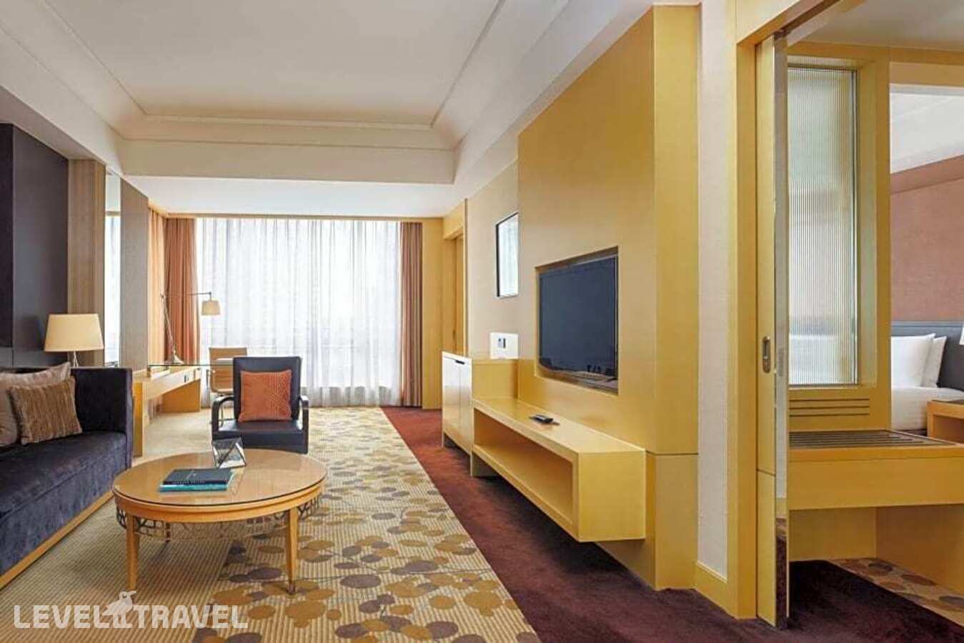 фотографии номера Двухместный люкс Executive Lounge Access High Floor c 1 комнатой двуспальная кровать отеля Courtyard By Marriott Shanghai Central в Китай(Шанхай) - фото №3