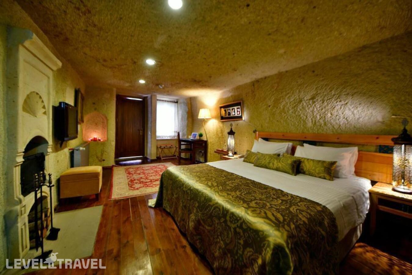 фотографии номера Улучшенный номер отеля Cappadocia Estates в Турция(Ургюп) - фото №2