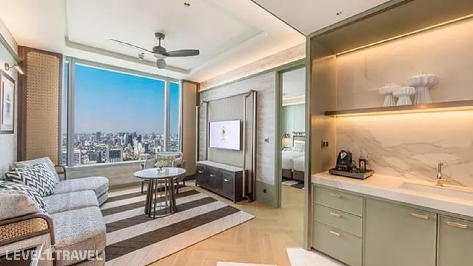 Двухместный Suite с доступом в лаундж c 1 комнатой двуспальная кровать — фото 4