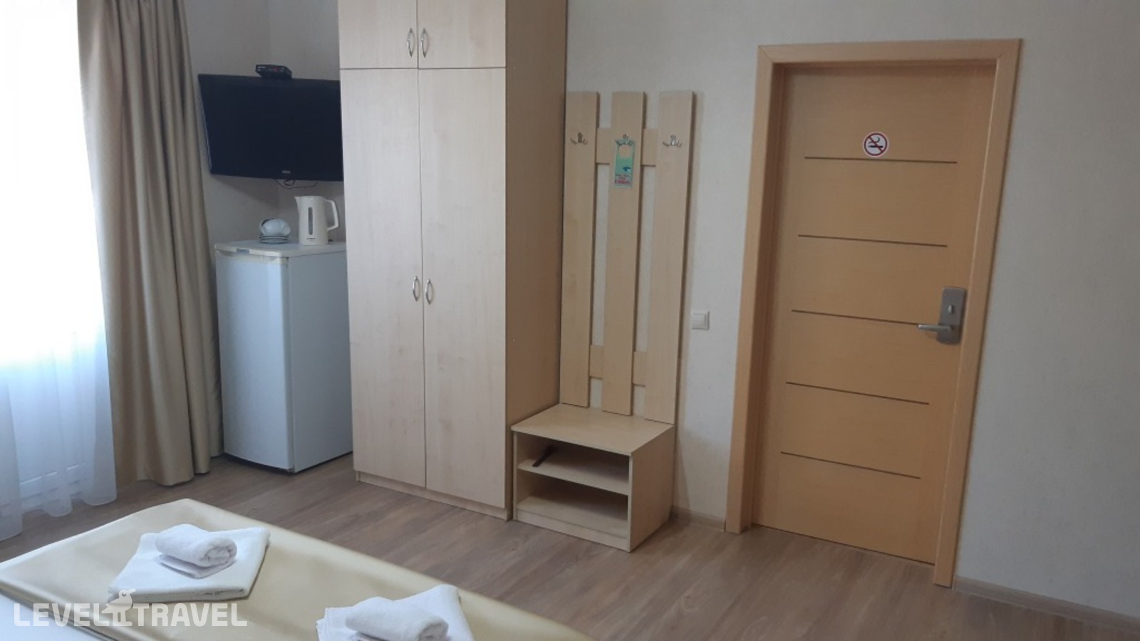 фотографии номера Трёхместный номер Comfort с балконом и с видом на горы отеля Отель Орхидея в Россия(Геленджик) - фото №2