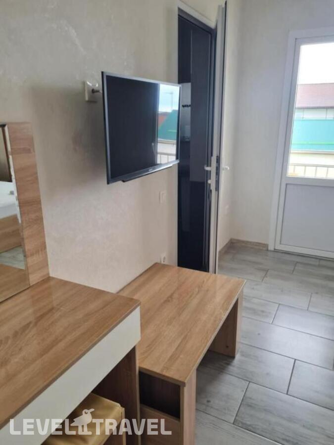 фотографии номера Стандартный с балконом отеля Гостевой Дом Чайка в Россия(Адлер) - фото №4