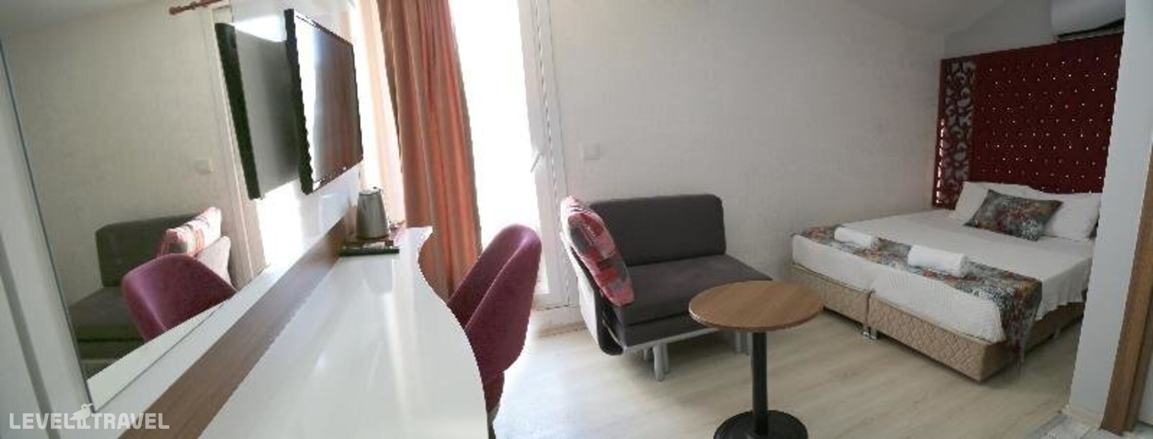 фотографии номера Четырехместный номер отеля Istanbul Fair Hotel в Турция(Кючюкчекмедже) - фото №14