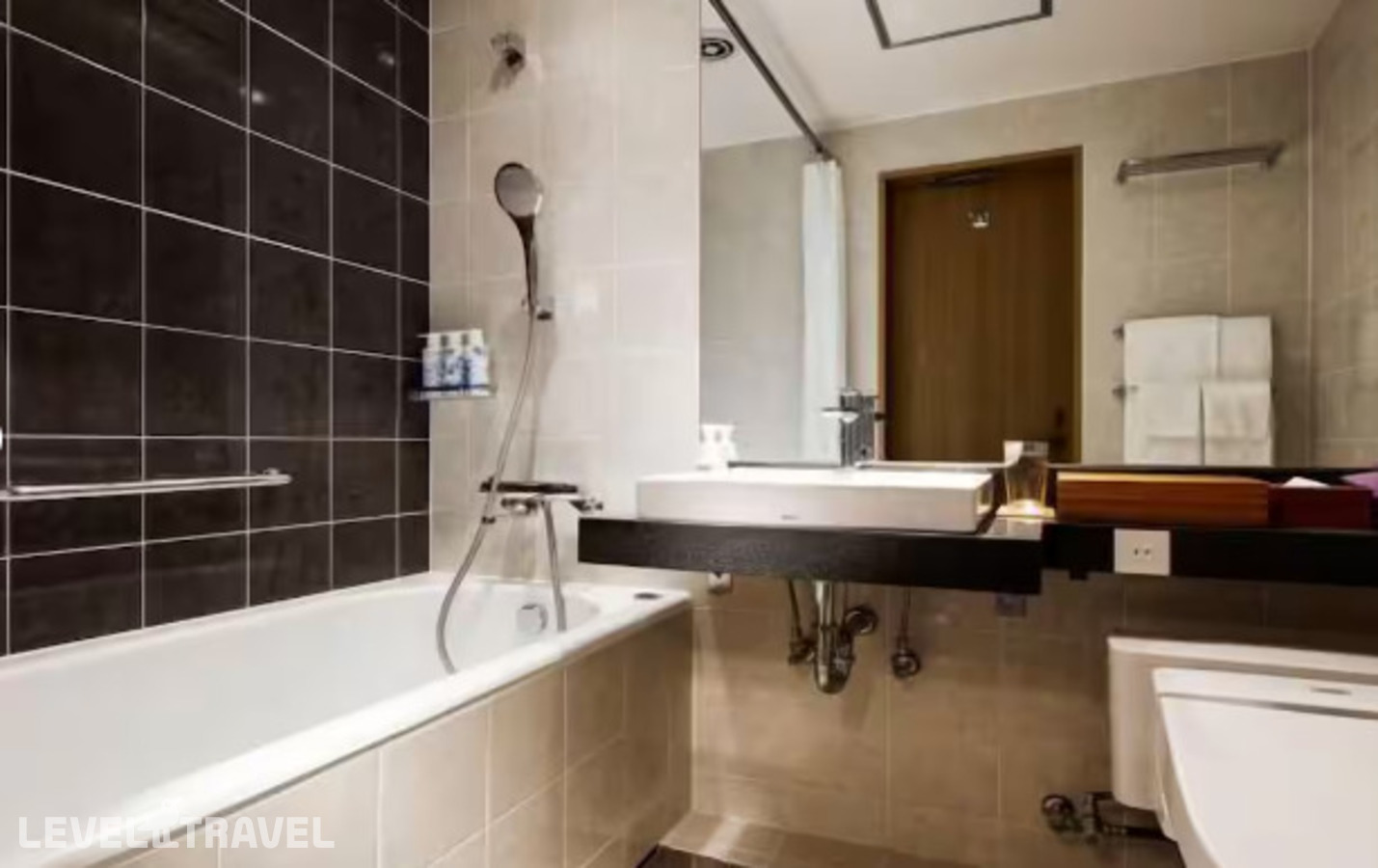 фотографии номера Улучшенный Executive Floor (отдельные кровати) отеля Rihga Royal Hotel Kyoto в Япония(Киото) - фото №2