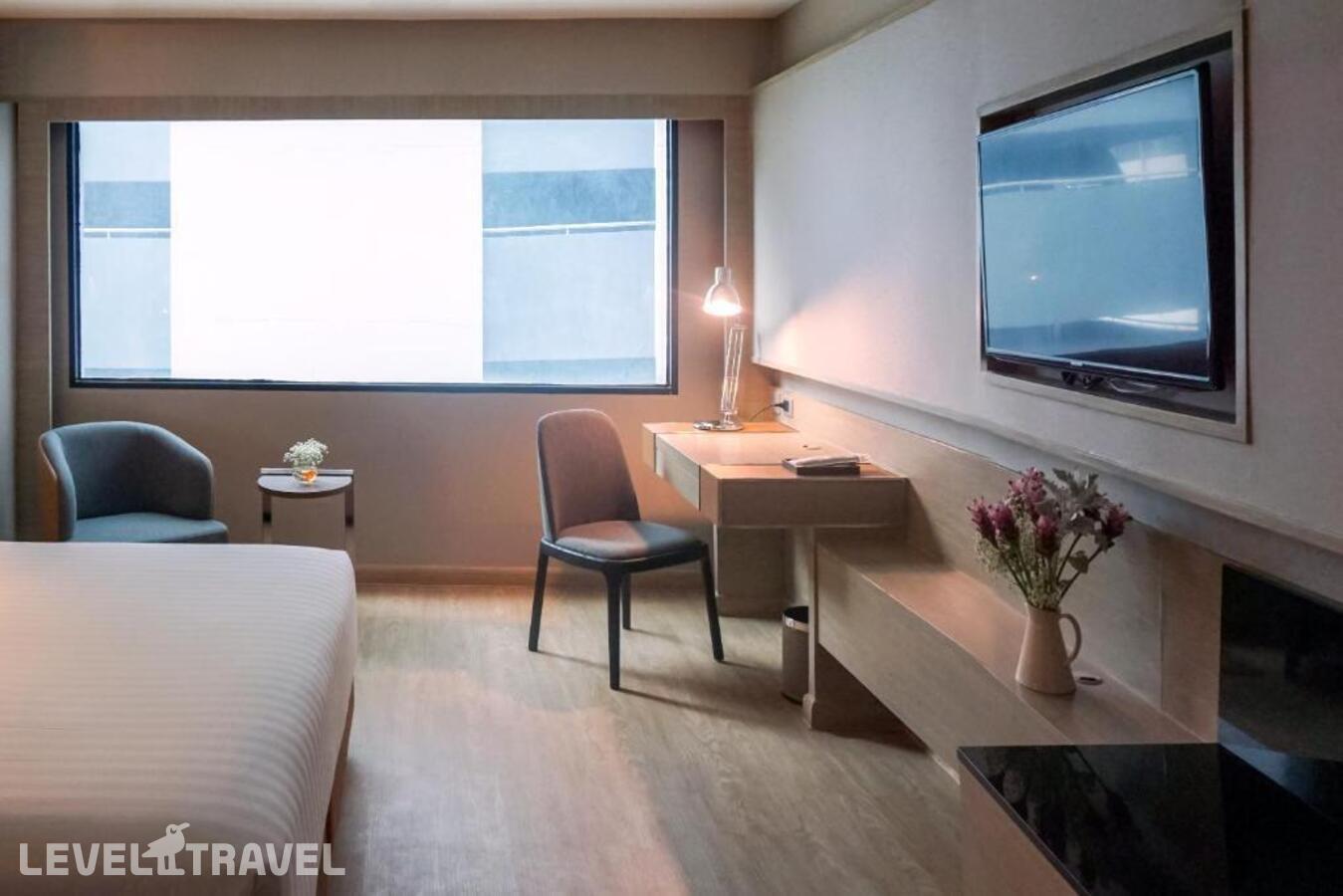 фотографии номера Номер Премьер отеля Ramada By Wyndham Bangkok Sukhumvit 11 в Таиланд(Бангкок) - фото №7