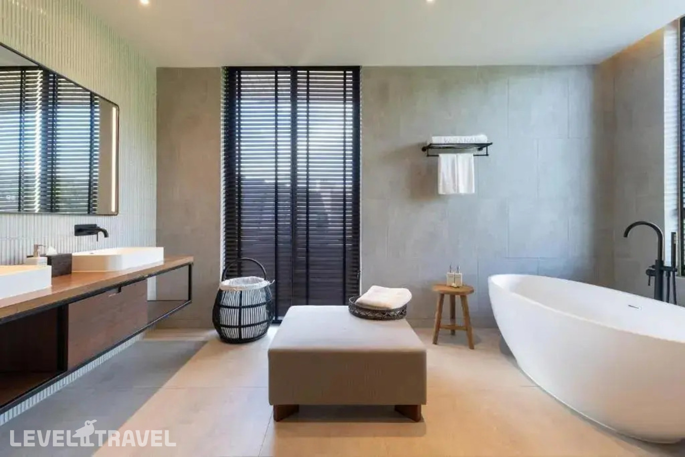 фотографии номера Двухместный Luxe Plus Ocean двуспальная кровать отеля Varana Hotel в Таиланд(Краби) - фото №4