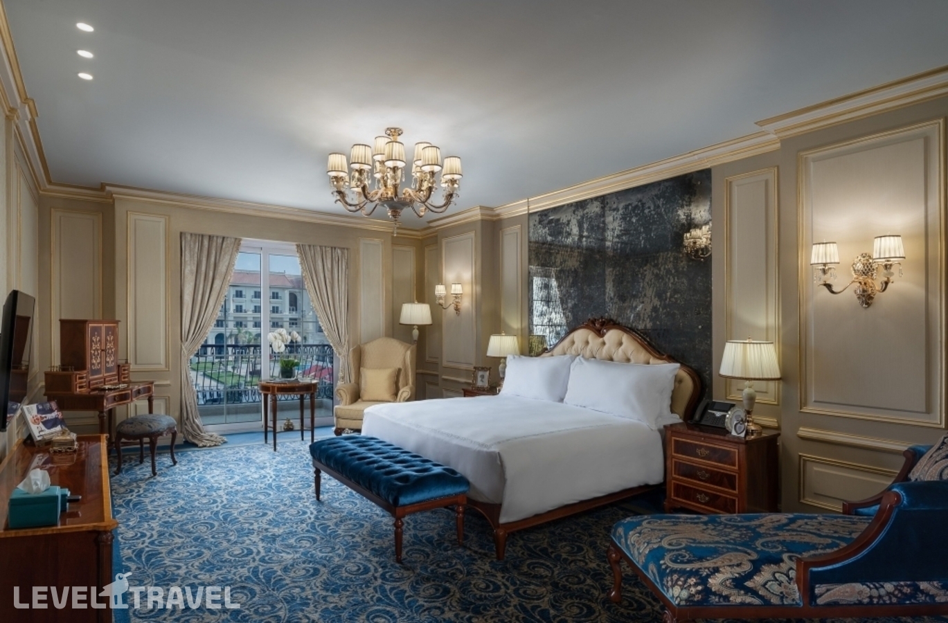 фотографии номера Люкс Royal с 2 комнатами отеля The St. Regis New Capital Cairo в Египет(Каир) - фото №1