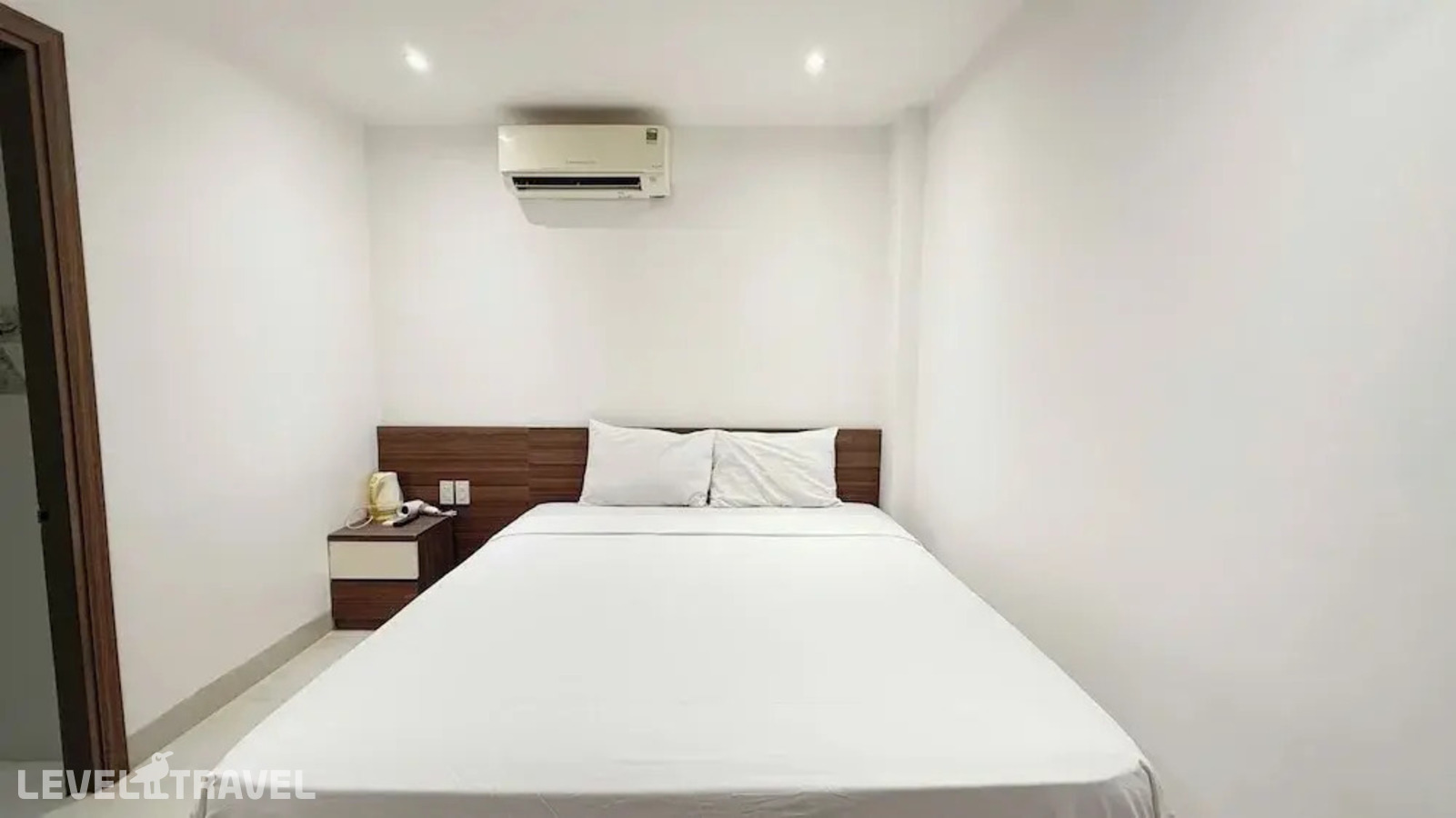 фотографии номера Двухместный номер Economy c 1 комнатой двуспальная кровать отеля Aqua Hotel & Spa в Вьетнам(Нячанг) - фото №2