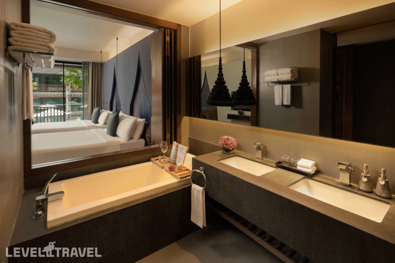 фотографии номера Делюкс с выходом к бассейну отеля Avista Hideaway Phuket Patong - Mgallery By Sofitel в Таиланд(Патонг Бич) - фото №5
