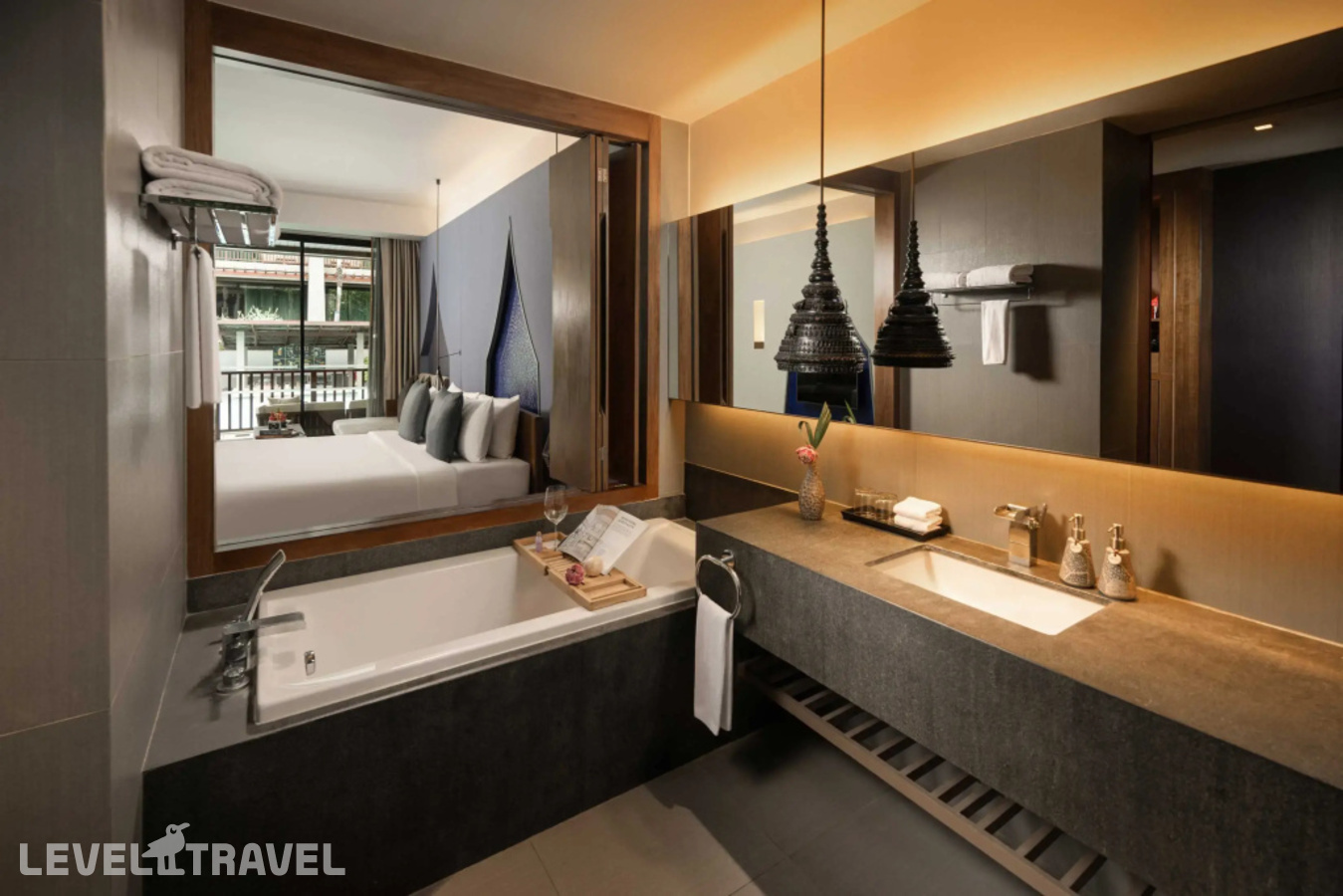 фотографии номера Делюкс с выходом к бассейну отеля Avista Hideaway Phuket Patong - Mgallery By Sofitel в Таиланд(Патонг Бич) - фото №6